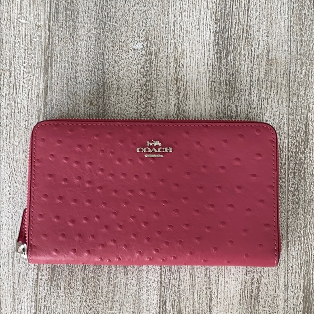 Coach continental zip wallet. New without tags